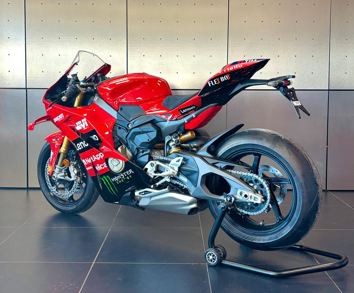 Ducati Panigale V4S Replica Marquez