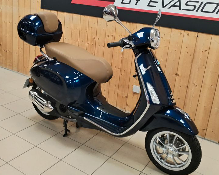Vespa primavera 125
